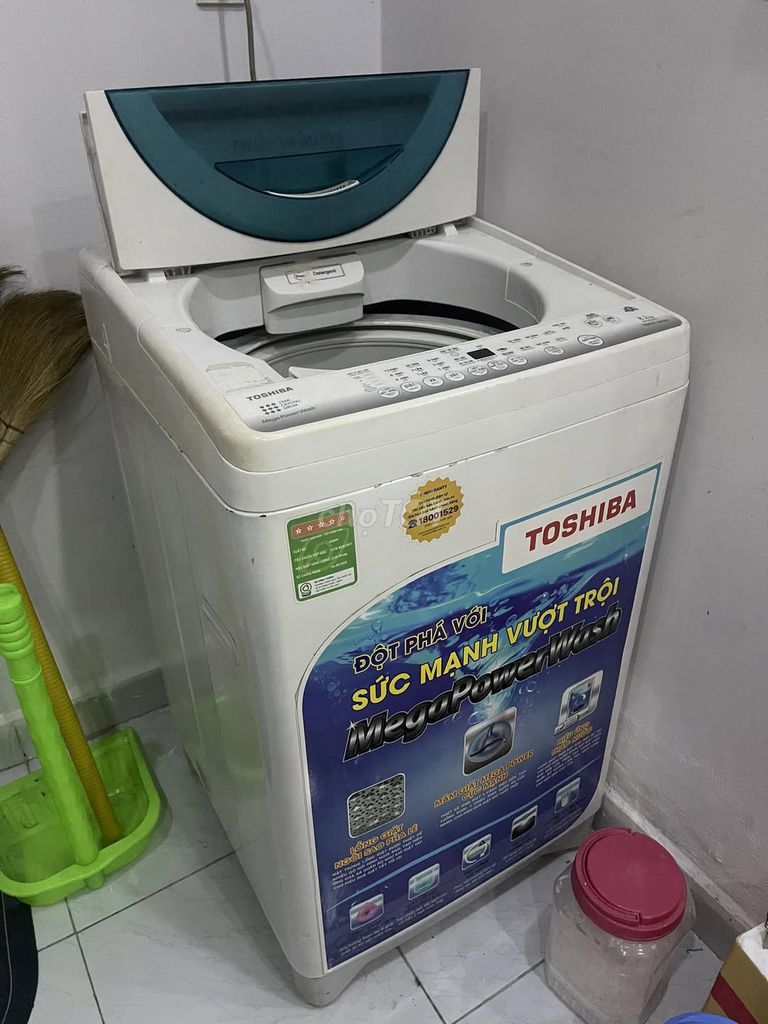 Máy giặt Toshiba MegaPowerWash Trắng cũ 99%. Mua bán Máy giặt tại Quận 5 Tp Hồ Chí Minh được đăng bởi Hội Đồ Điện Tử hình 1