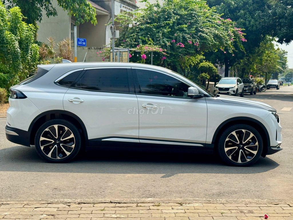 Vinfast VF8 Lux Plus 2024 - Mua Pin CATL. Mua bán Ô tô tại Thành phố Thủ Đức Tp Hồ Chí Minh được đăng bởi ôn diễm sơn hình 2
