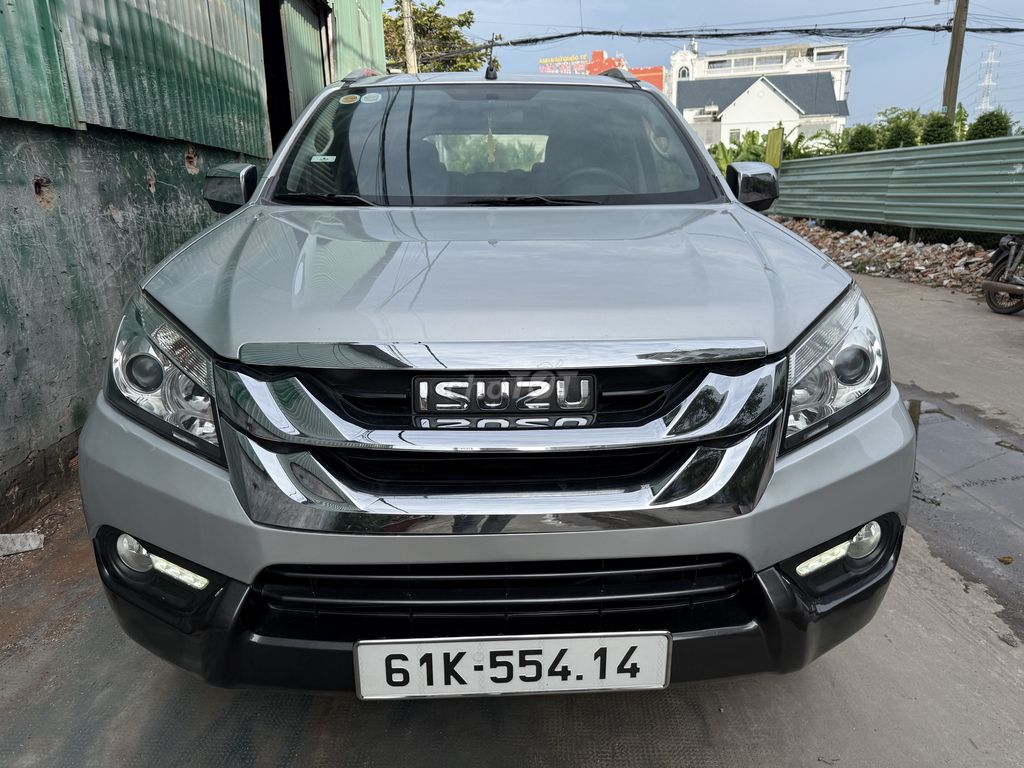Isuzu Mu X 2016 Máy dầu số tự động. Mua bán Ô tô tại Quận 12 Tp Hồ Chí Minh được đăng bởi Kim Yến hình 2