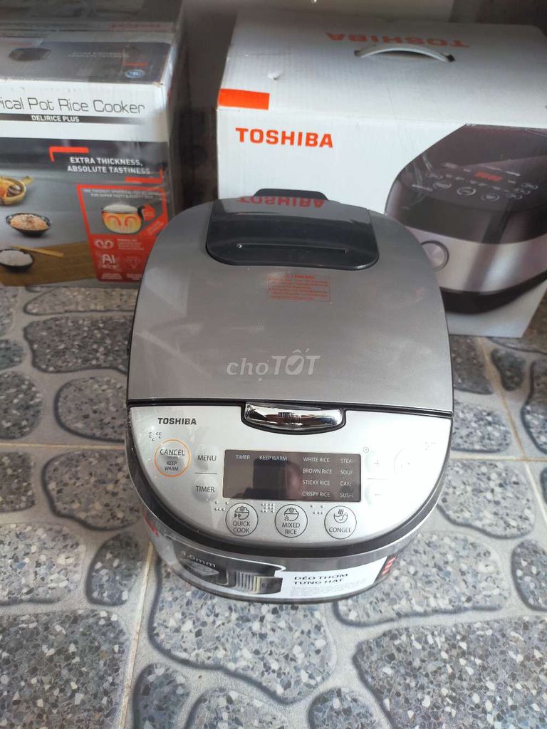 Nồi cơm điện tử Toshiba 1.8 lít. Mua bán Bếp, lò, đồ điện nhà bếp tại Quận Cẩm Lệ Đà Nẵng được đăng bởi Bùi Văn Thái  hình 1