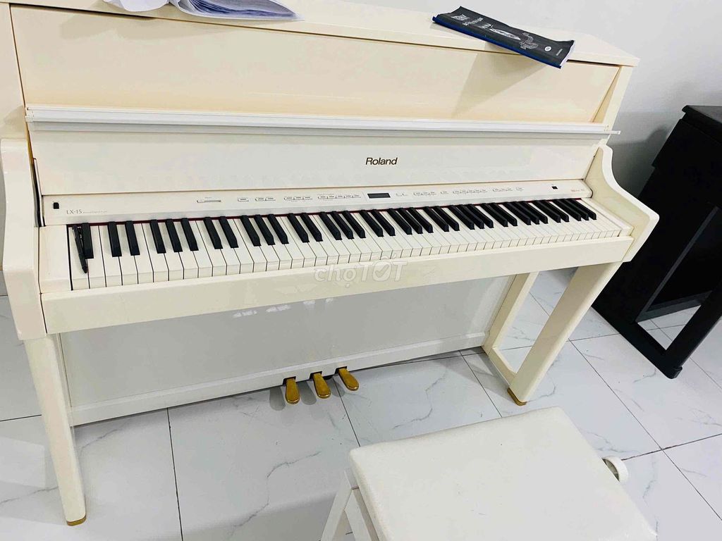 piano rolan LX15 như mới hàng nhật âm hoàn hảo