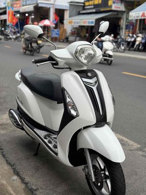 Grande bản màu trắng nguyên rin. Mua bán Xe máy tại Quận Thanh Khê Đà Nẵng được đăng bởi Cửa Hàng Xe Máy Lê Được