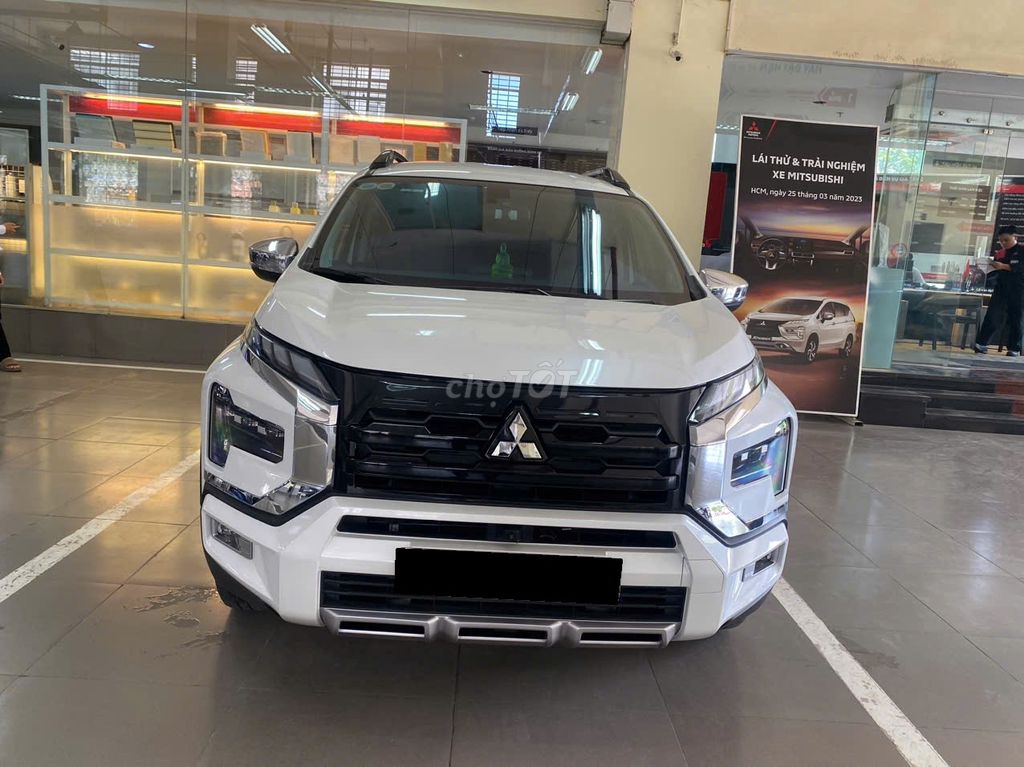 Mitsubishi Xpander Cross 2025 Bao rút gốc hồ sơ. Mua bán Ô tô tại Quận Bình Tân Tp Hồ Chí Minh được đăng bởi Vinh Nguyễn hình 4