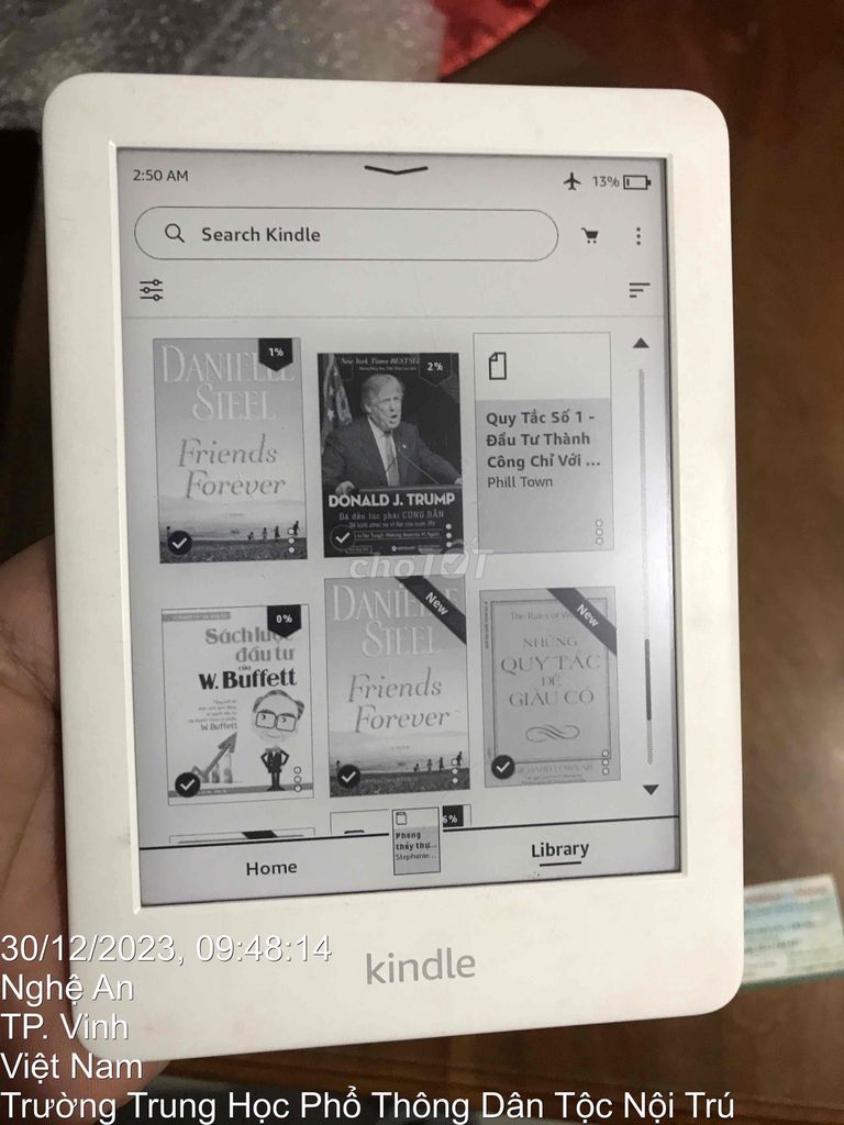 Kindle basic 2021 đời cao màu trắng dễ thương