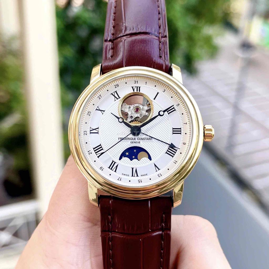 FC MOONPHASE Lộ tim bắt mắt