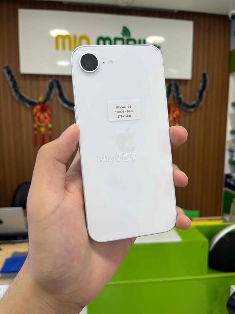 Apple iPhone 16e 128GB Trắng. Mua bán Điện thoại tại Quận Ngô Quyền Hải Phòng được đăng bởi lê thanh thuỷ hình 1