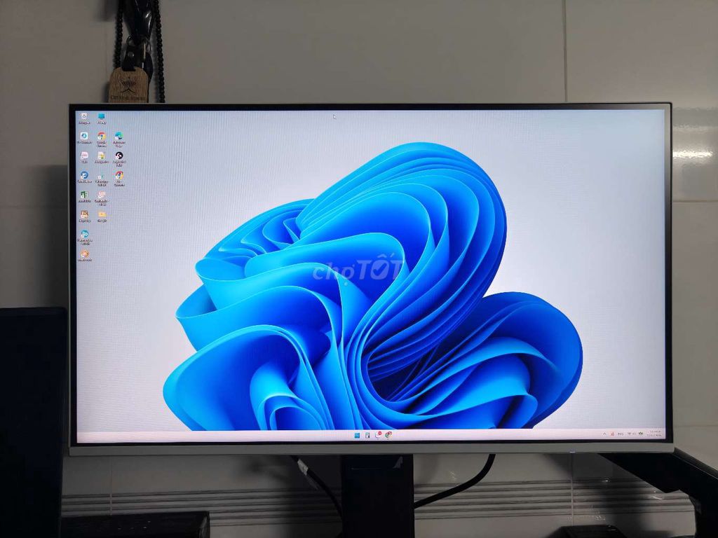 Màn hình BenQ EW270Q 27 inch 2K QHD IPS. Mua bán Phụ kiện (Màn hình, Chuột...) tại Quận Bình Thuỷ Cần Thơ được đăng bởi tàu tấn lộc hình 1