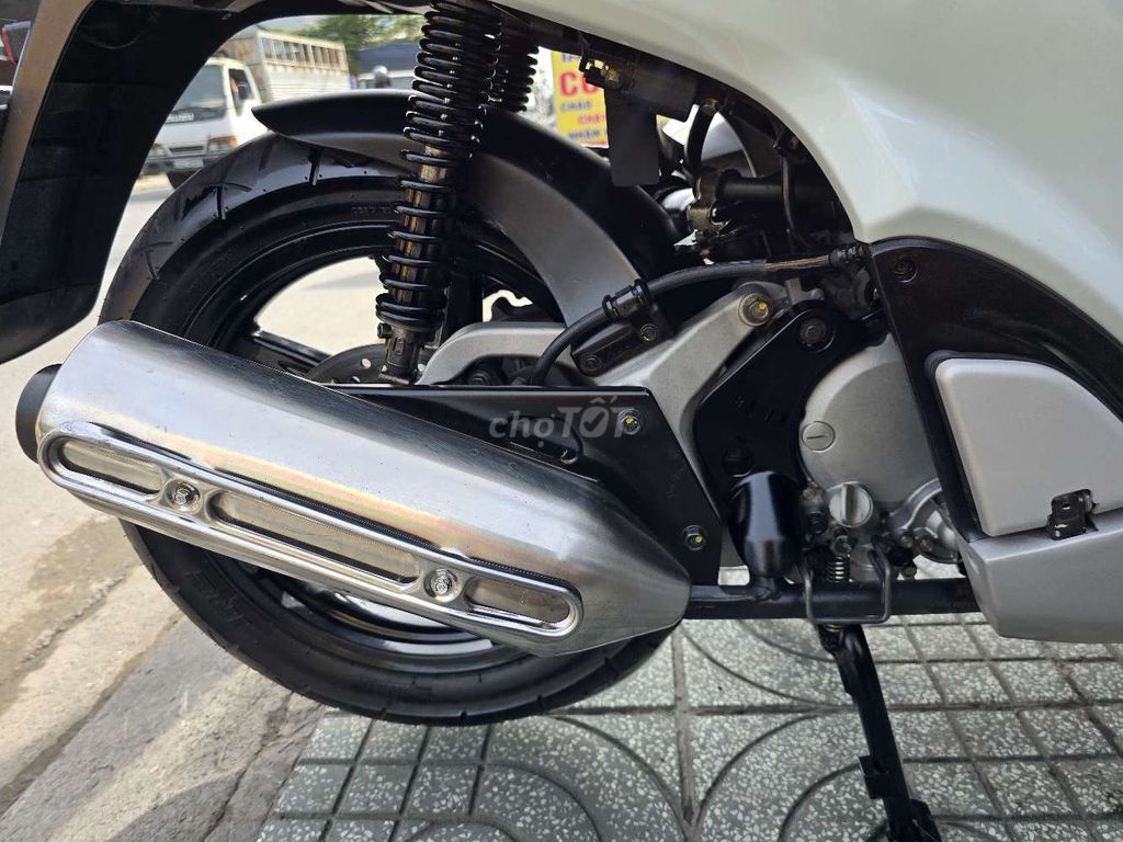 Sh 150i hàng nhập 3 cục.SM 501,máy zin,chính chủ. Mua bán Xe máy tại Huyện Hóc Môn Tp Hồ Chí Minh được đăng bởi                    CẦM ĐỒ TÍN PHÁT hình 10