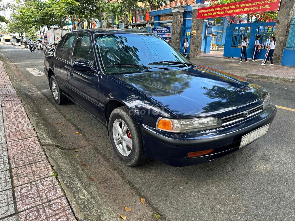 Honda Accord 1992 2.0 MT - Chính Chủ Ký. Mua bán Ô tô tại Thành phố Thủ Dầu Một Bình Dương được đăng bởi Ô TÔ CŨ BÌNH DƯƠNG hình 3
