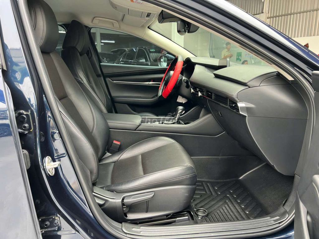 MAZDA 3 bản 1.5L. Mua bán Ô tô tại Thành phố Thủ Đức Tp Hồ Chí Minh được đăng bởi Ms Hiệp  hình 11