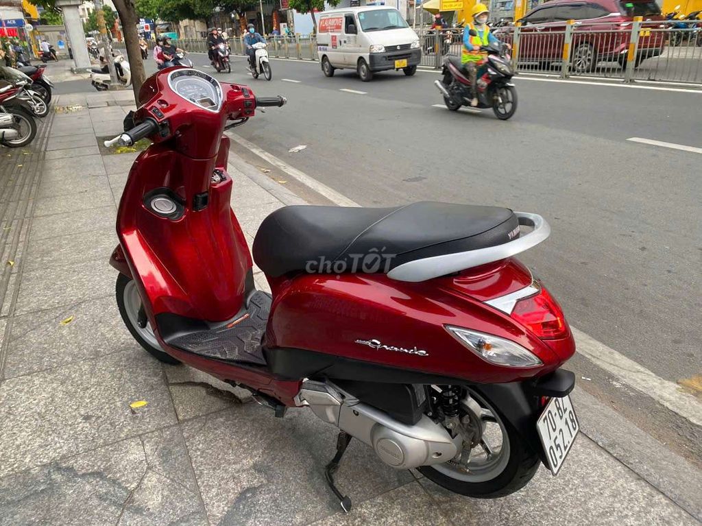 Yamaha Grande 2022 Красный