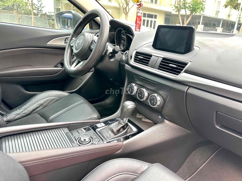 Mazda 3 2018 1.5 AT Sedan - 39000 km. Mua bán Ô tô tại Thành phố Thủ Dầu Một Bình Dương được đăng bởi Trần Đình Sáng hình 13