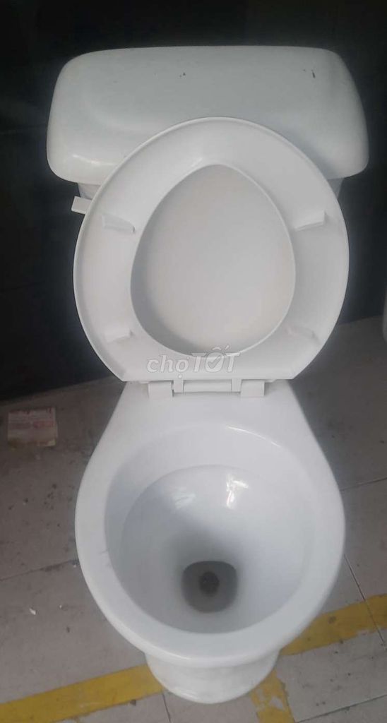Bồn cầu Trắng Đã qua sử dụng. Mua bán Thiết bị vệ sinh, nhà tắm tại Quận Bình Thạnh Tp Hồ Chí Minh được đăng bởi MrChan hình 1