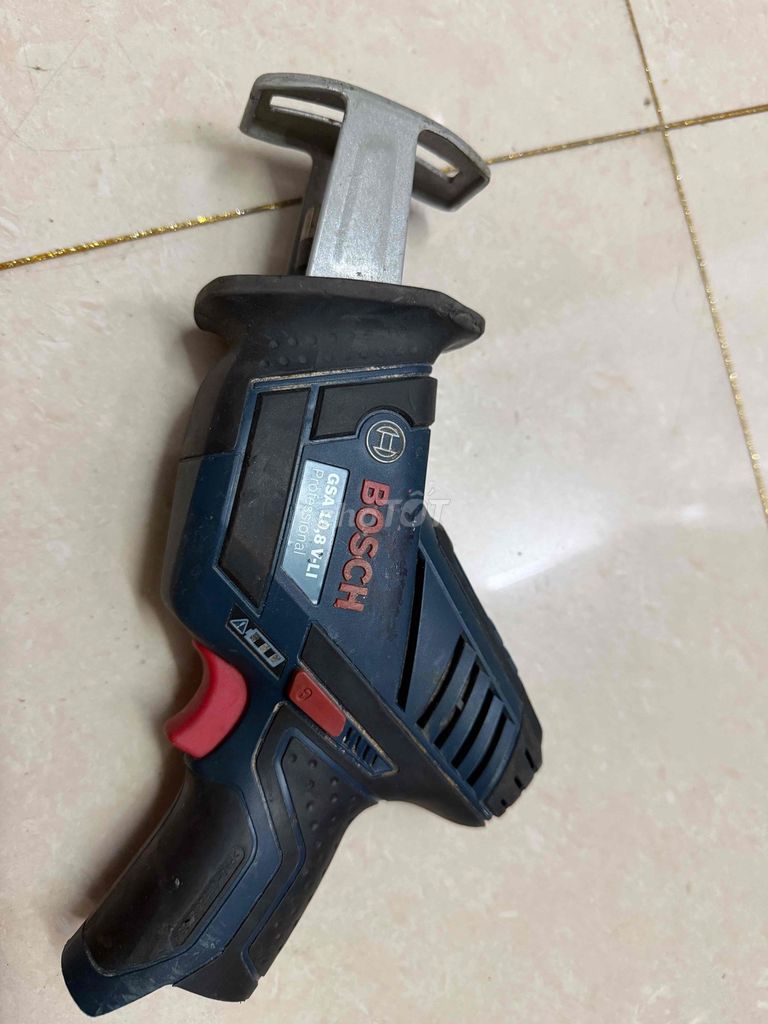 Body Máy cưa kiếm Bosch GSA 10.8 V-LI. Mua bán Đồ chuyên dụng, Giống nuôi trồng tại Quận Bình Thạnh Tp Hồ Chí Minh được đăng bởi An nam Huân  hình 1
