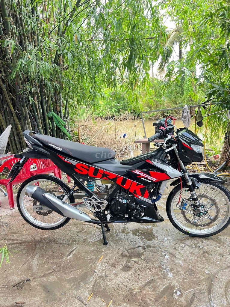 Suzuki Satria 150 Kiểng Đỏ đen bóng. Mua bán Xe máy tại Huyện Lai Vung Đồng Tháp được đăng bởi Hoài Tính hình 4