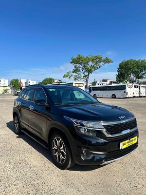 Kia Seltos 2021 Luxury 30000km Đen