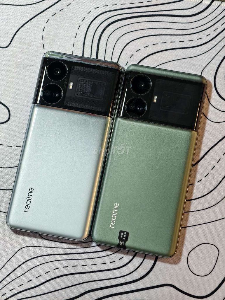 Realme GT5 16GB/512GB Đẹp full cn Snap8gen2 mạnh. Mua bán Điện thoại tại Thành phố Thủ Dầu Một Bình Dương được đăng bởi XUÂN TUYỀN hình 1