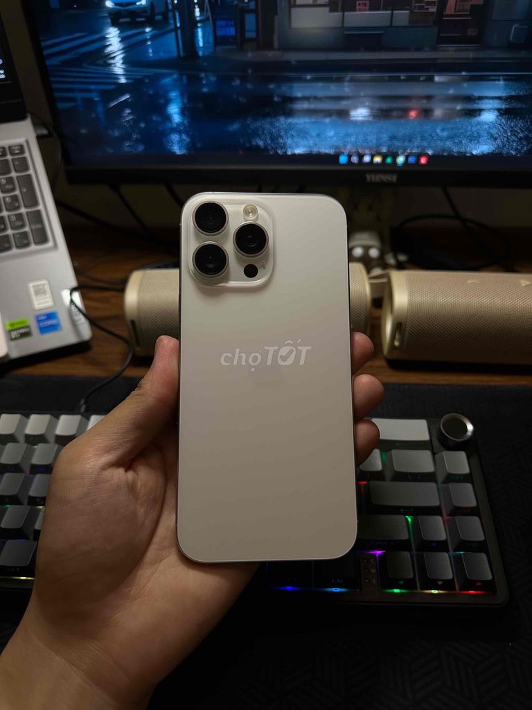 Apple iPhone 16 Pro Max 256GB Trắng. Mua bán Điện thoại tại Huyện An Minh Kiên Giang được đăng bởi Hậu hình 1