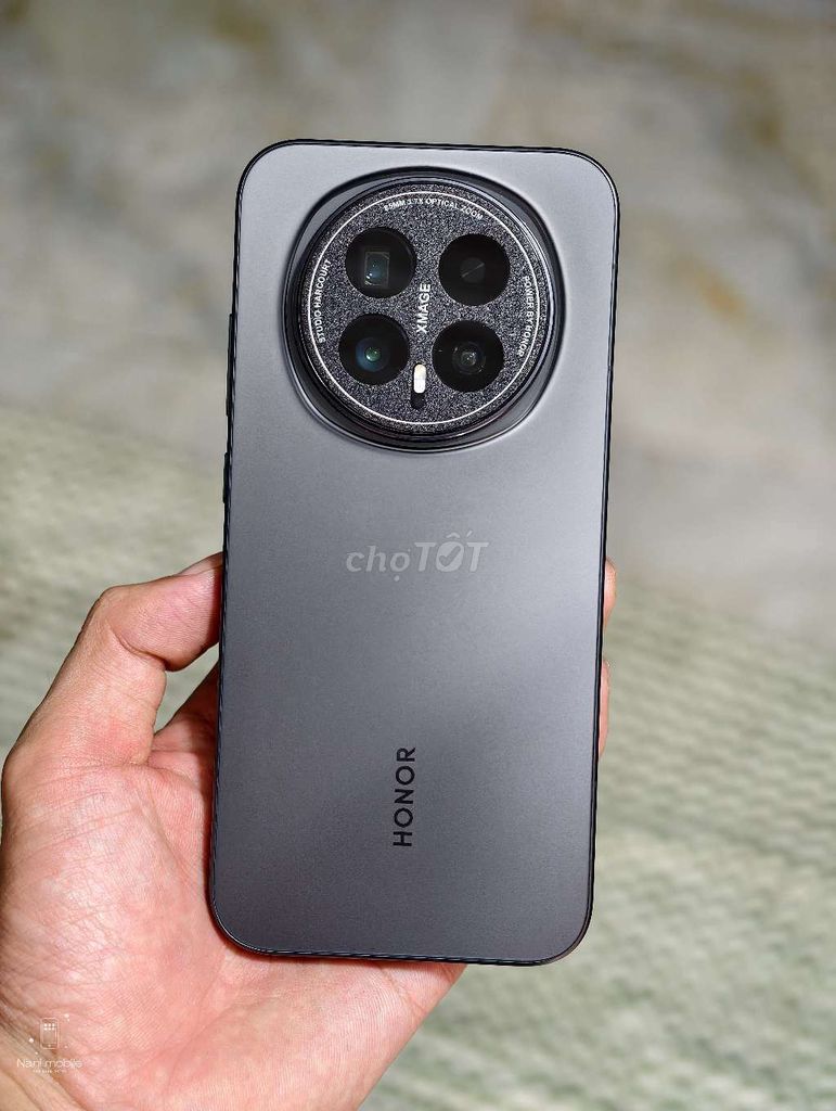 Honor Magic 8 Đen 16/512 fulbox đỳa đủ phụ kiện. Mua bán Điện thoại tại Thành phố Thủ Đức Tp Hồ Chí Minh được đăng bởi NANI MOBILE hình 1