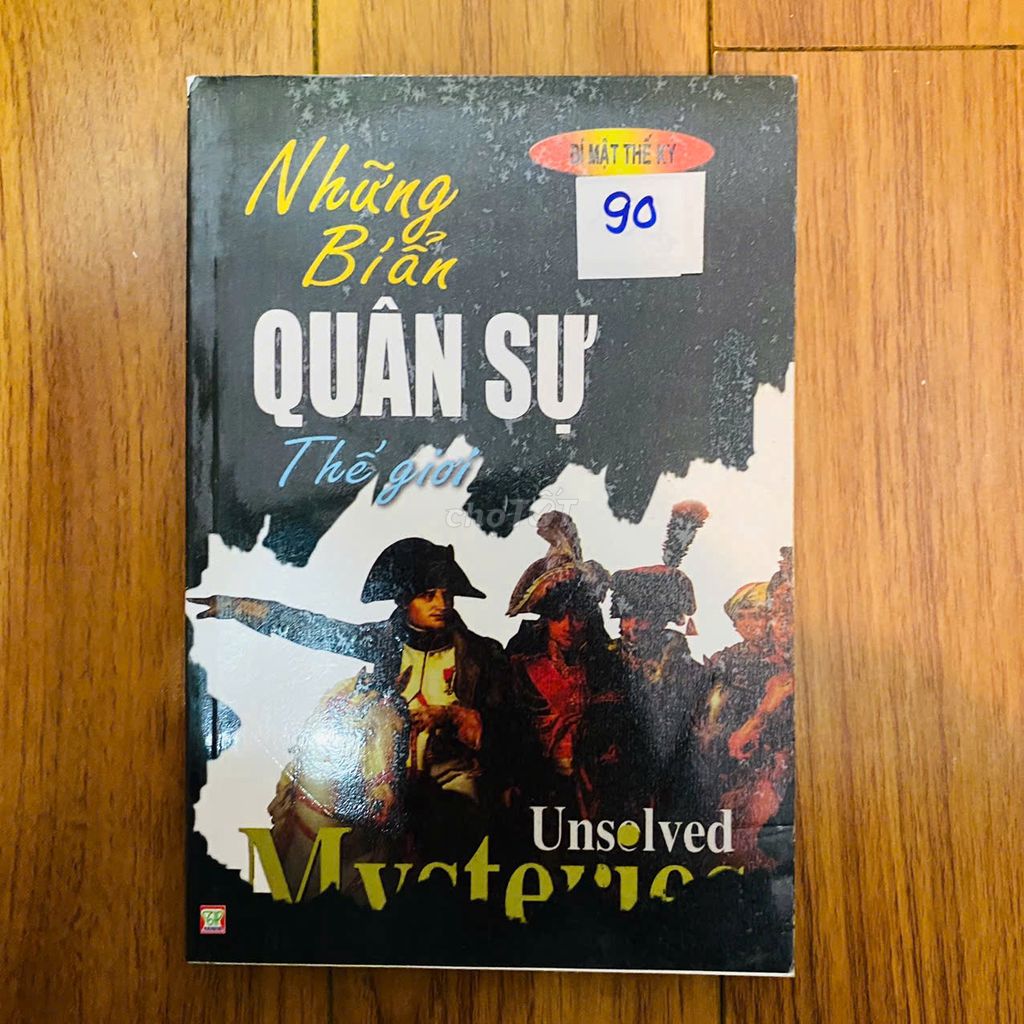 sách: Những bí ẩn quân sự thế giới