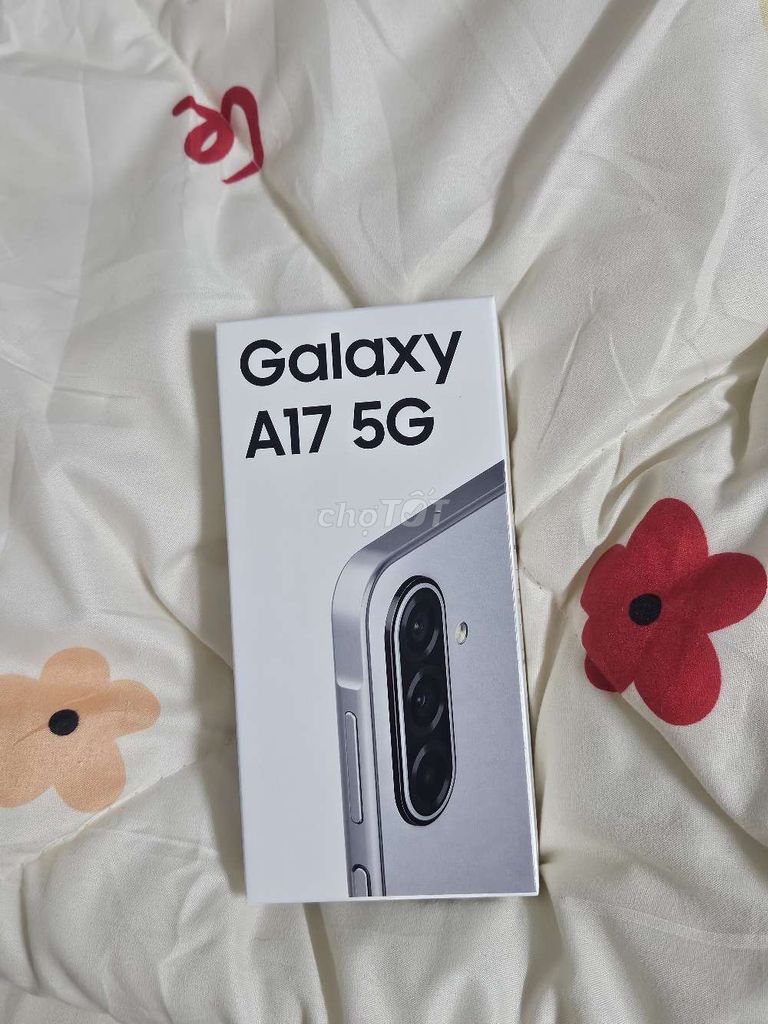 Samsung Galaxy A17 5G Bạc Mới. Mua bán Điện thoại tại Quận 7 Tp Hồ Chí Minh được đăng bởi Nhi Trương hình 1
