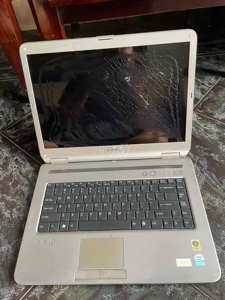 Sony Vaio 15 inch Bạc. Mua bán Laptop tại Quận 11 Tp Hồ Chí Minh được đăng bởi haihuehan hình 1