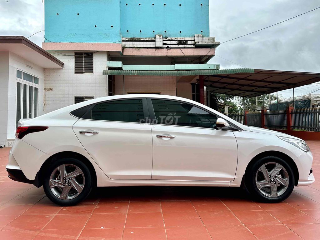Huyndai Accent bản Full Cửa Nóc 2021 - 38000 km. Mua bán Ô tô tại Huyện Krông Pắc Đắk Lắk được đăng bởi Trần Viễn hình 2