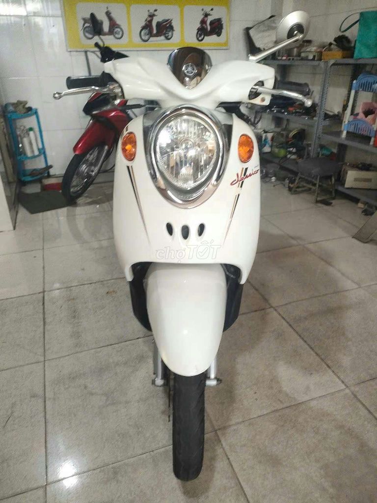 Mio clasico xe đẹp máy rin êm. Mua bán Xe máy tại Thành phố Dĩ An Bình Dương được đăng bởi Cửa hàng xe máy Anh Khoa  hình 2