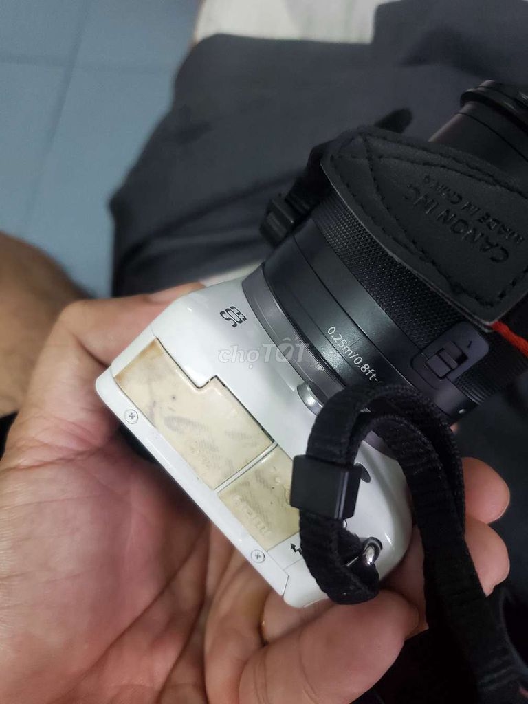 Máy ảnh Canon EOS M10 Trắng Đã sử dụng. Mua bán Máy ảnh, Máy quay tại Thành phố Huế Thừa Thiên Huế được đăng bởi huynh cong hình 1
