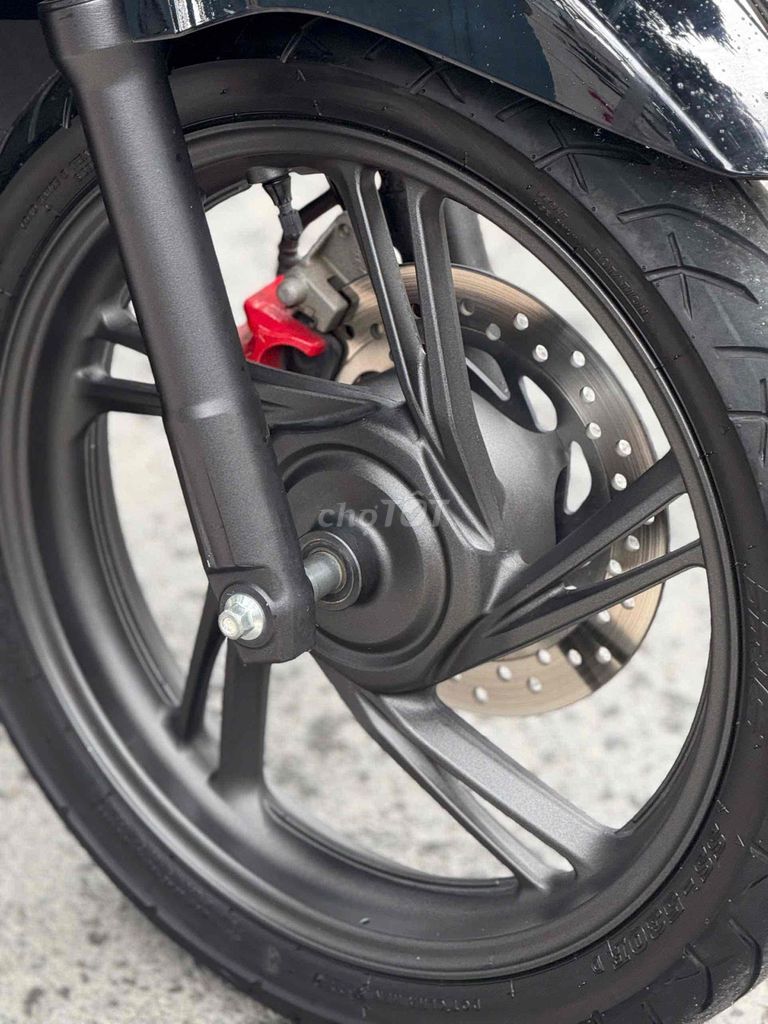 SH 160i ABS 2023 ĐEN BÓNG 9 CHỦ. Mua bán Xe máy tại Thành phố Thủ Đức Tp Hồ Chí Minh được đăng bởi Vũ Vũ hình 7