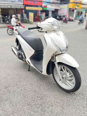 HONDA SH 150cc .ĐK 2016.BSTP .Smarkey- HỖ TRỢ GÓP. Mua bán Xe máy tại Quận Gò Vấp Tp Hồ Chí Minh được đăng bởi CẦM ĐỒ NĂM LINH