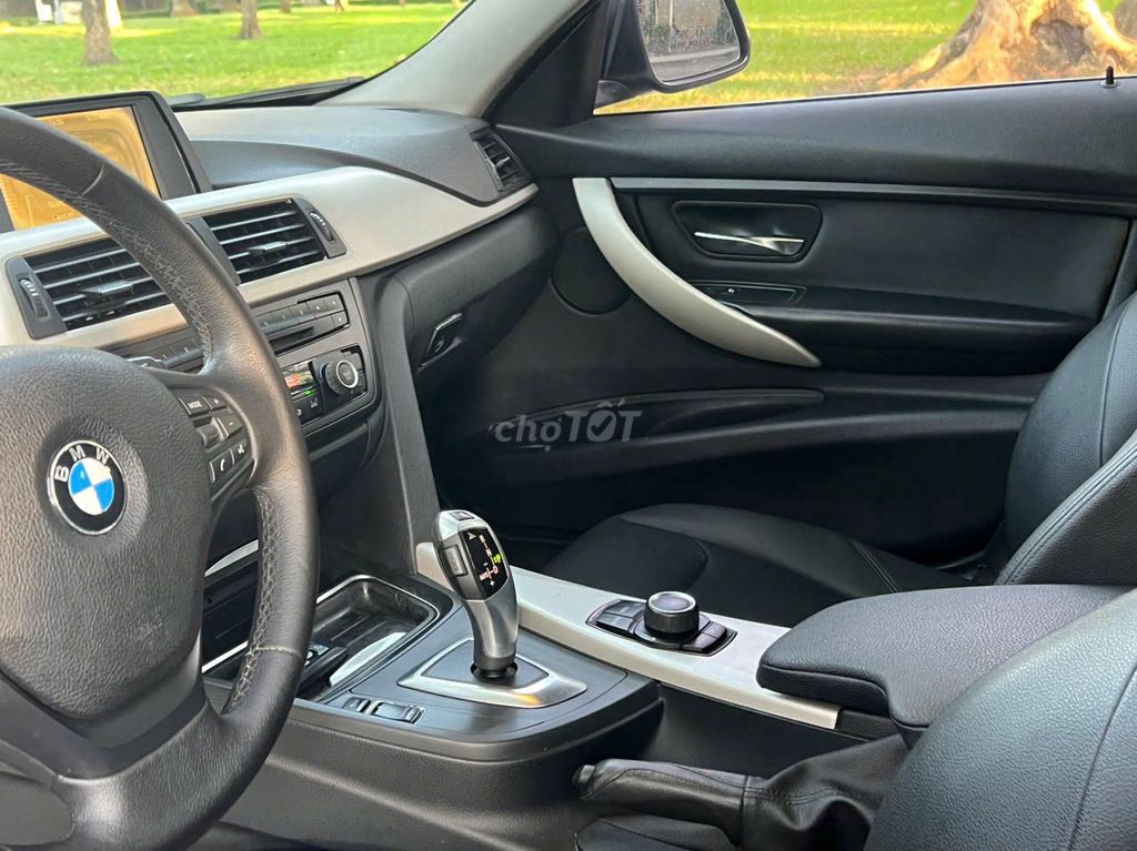 BMW SERI 320i.đời 2014.nhập đức.động cơ 2.0L. Mua bán Ô tô tại Quận 11 Tp Hồ Chí Minh được đăng bởi Nam hình 8
