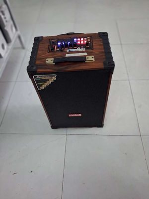 Loa kéo 3t gỗ bình tốt ,nguồn tốt ,ko hát.. Mua bán Tivi, Âm thanh tại Quận Ninh Kiều Cần Thơ được đăng bởi Minh Như