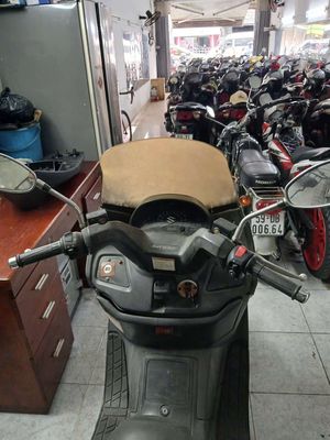 Xe tay ga Suzuki sky wave 250 Hàng độc nhập bãi. Mua bán Xe máy tại Quận Phú Nhuận Tp Hồ Chí Minh được đăng bởi Hiếu Nguyễn