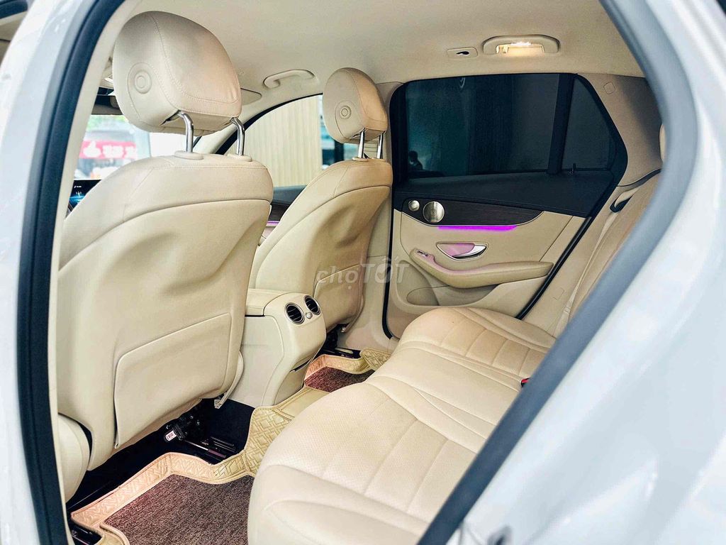 Mercedes GLC200 4Matic 2022 V1. Mua bán Ô tô tại Quận 7 Tp Hồ Chí Minh được đăng bởi Hoàng Anh Tuấn hình 9