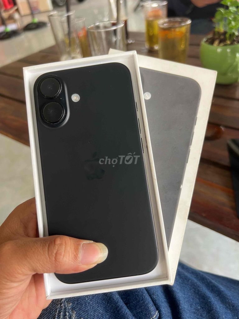 Apple iPhone 16 128GB Đen VN/A. Mua bán Điện thoại tại Thành phố Thủ Dầu Một Bình Dương được đăng bởi Đt củ giá rẻ phú chánh tdm hình 1