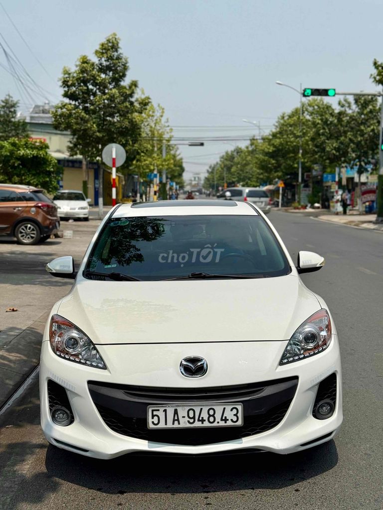 Mazda 3 2014 S 1.6 AT - 118000 km