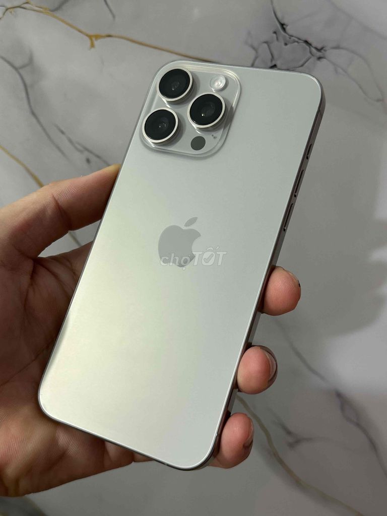 iPhone 15 Pro Max 256GB Titan VN/A đẹp như mới. Mua bán Điện thoại tại Thị xã Tân Uyên Bình Dương được đăng bởi Mình tuấn hình 1