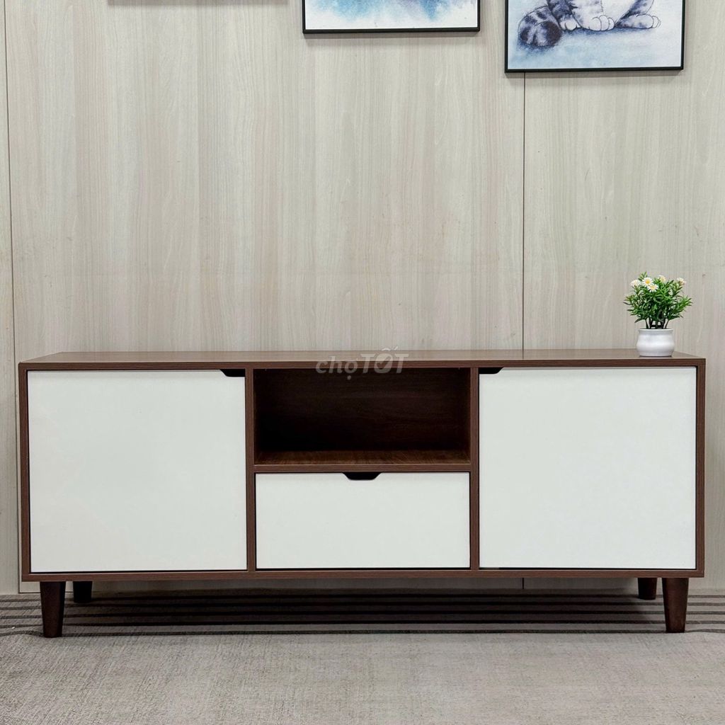 Kệ tivi 1m4 TRẮNG đậm (Hàng MỚI 100%). Mua bán Tủ, kệ gia đình tại Quận Cẩm Lệ Đà Nẵng được đăng bởi Huỳnh Hà  hình 1