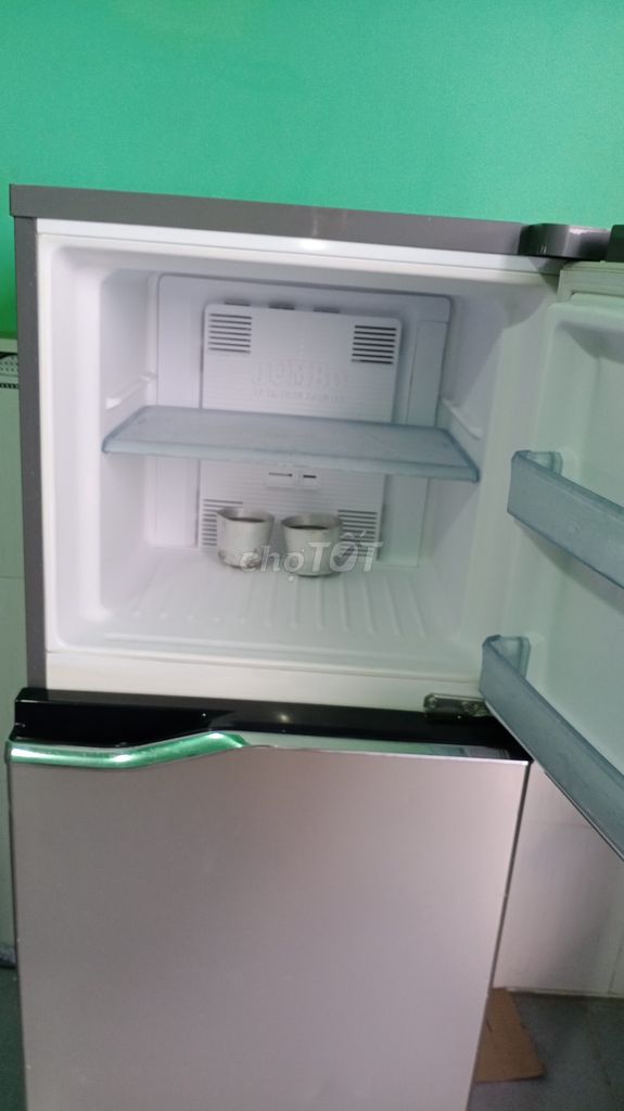 Tủ lạnh Panasonic inverter 190L rất mới, ngon
