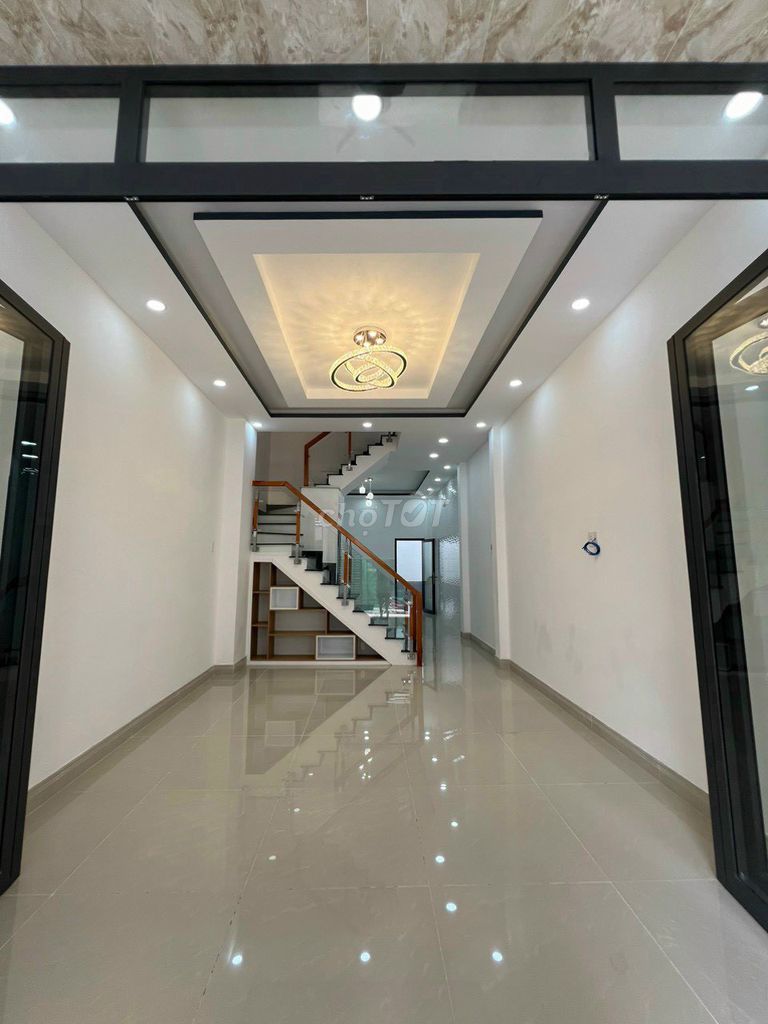 Cần bán nhà mới xây Tạ Quang Bửu p3 q8(4.1 x 15.1m),Trệt 3 Lầu,8.5tỷ