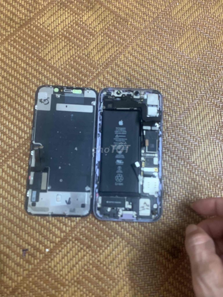 ip 11 hỏng bán xác anh em lấy đồ sửa. Mua bán Điện thoại tại Quận Thanh Xuân Hà Nội được đăng bởi Anh Đức hình 1