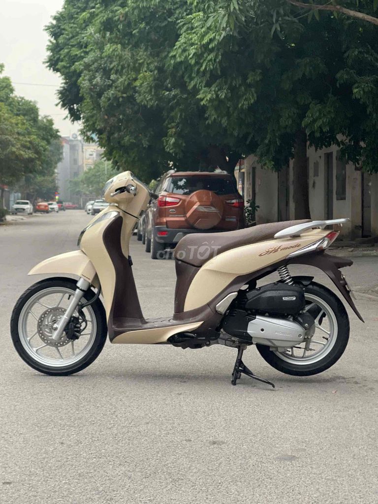 Honda SH Mode 2018 Nguyên Bản Chất_Bảo Hành 2 Năm✅. Mua bán Xe máy tại Huyện Gia Lâm Hà Nội được đăng bởi Xe Máy Phúc Hưng hình 3