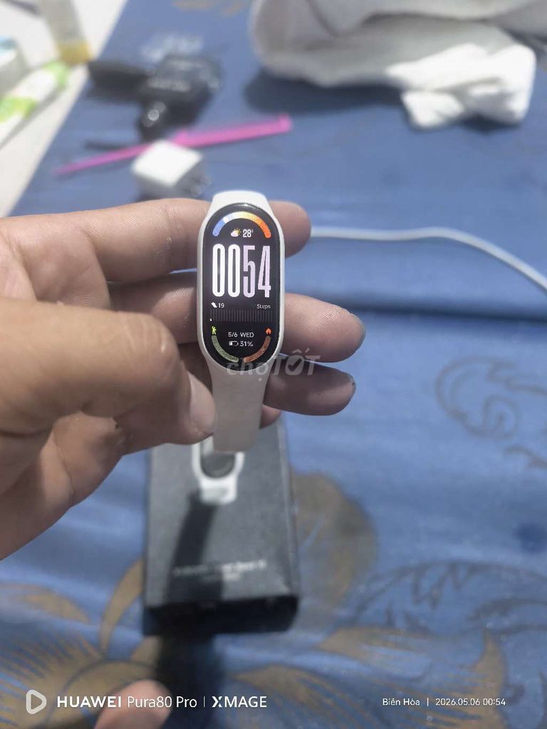 Xiaomi Mi Band 10 Gốm Trắng Có xước. Mua bán Thiết bị đeo thông minh tại Thành phố Biên Hòa Đồng Nai được đăng bởi Trung hình 1
