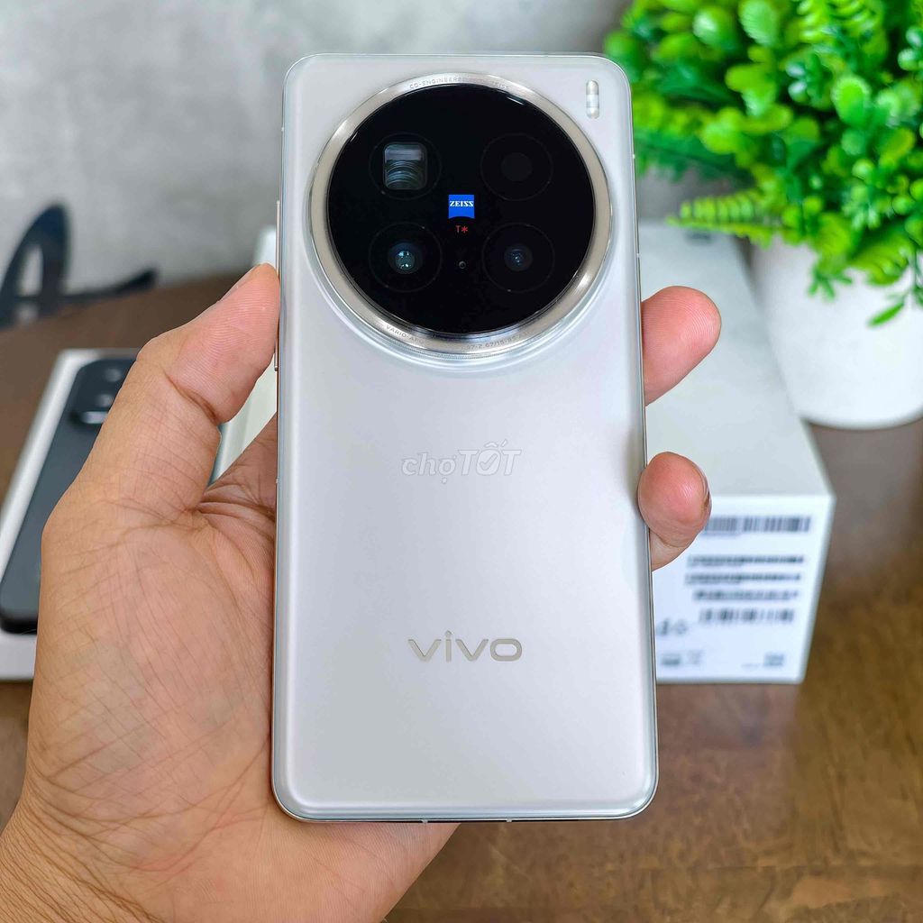 Vivo X200 Pro 256Gb Titan Đẹp Keng Pin 100% 2L Sac. Mua bán Điện thoại tại Quận Bình Thạnh Tp Hồ Chí Minh được đăng bởi Thái Store hình 1