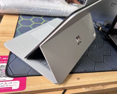 Surface Laptop Studio  i5-11300H màn 2k cảm ứng