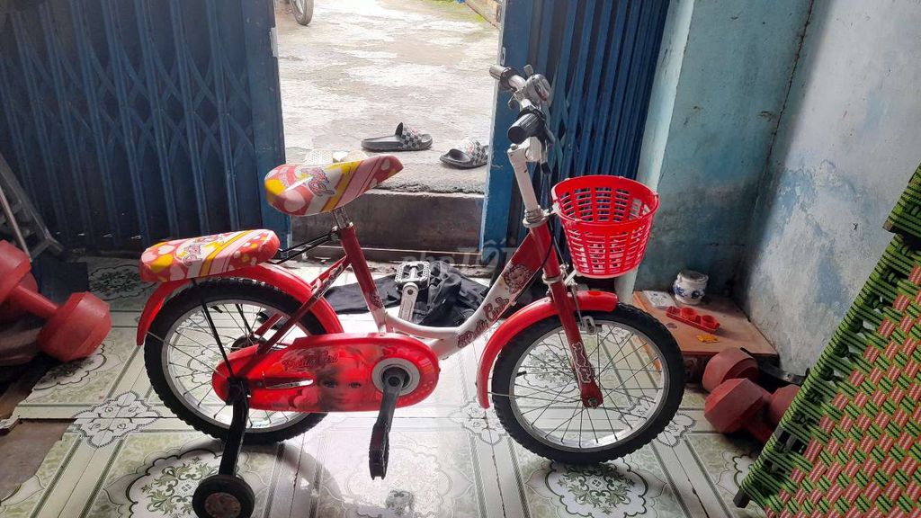 Xe đạp trẻ em còn khá mới. Mua bán Xe đạp tại Thành phố Thủ Dầu Một Bình Dương được đăng bởi THỊNH  hình 1