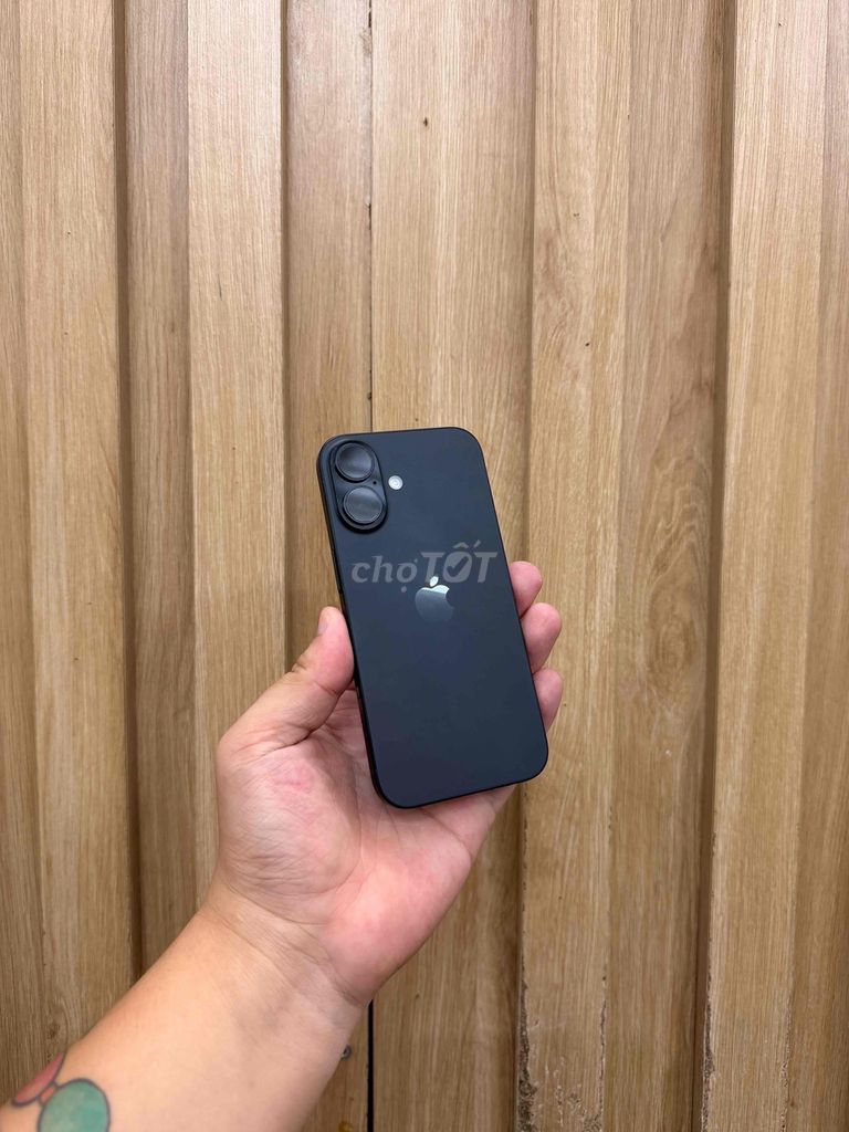 IPhone 16 - 128G QT sim zin all Nguyên bản Pin 94%. Mua bán Điện thoại tại Quận Đống Đa Hà Nội được đăng bởi  HT Mobie Trả góp nợ xáu bao duyệt hình 1