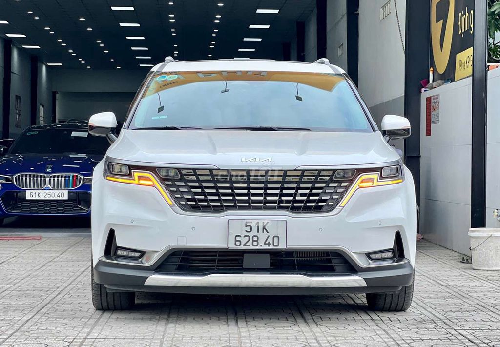 Kia Carnival 2023 Tôi không rõ - 13400 km