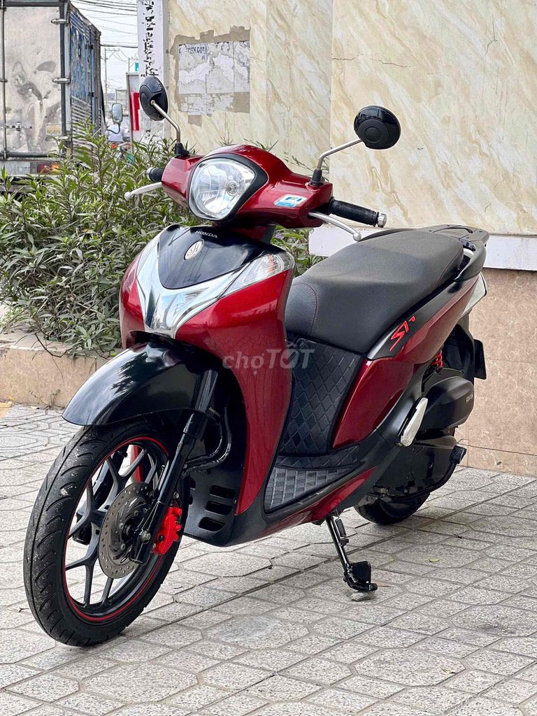 honda sh mode xe đẹp nguyên zin êm  9chủ. Mua bán Xe máy tại Quận 12 Tp Hồ Chí Minh được đăng bởi CHXM Phương Nam Chuyên Bán Xe Trả Góp Bao Nợ Xấu hình 8